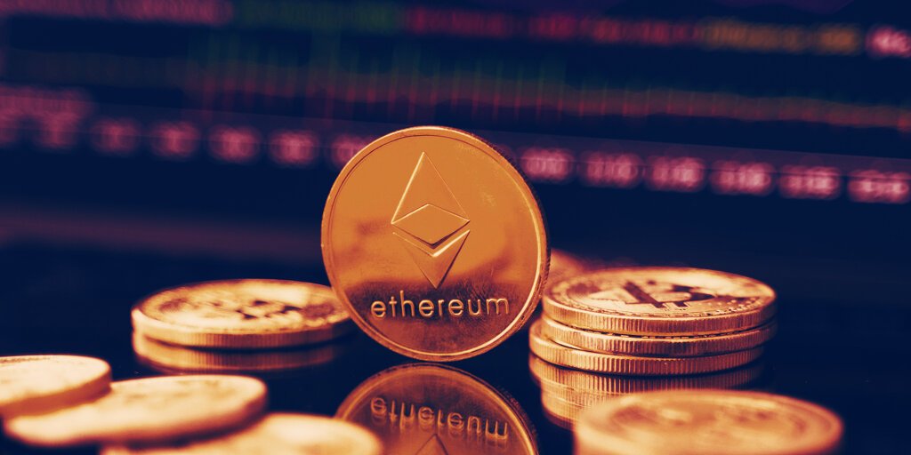 Crypto Market Sheds $73 Billion—Ethereum, Solana, Avalanche Hit Harder Than Bitcoin