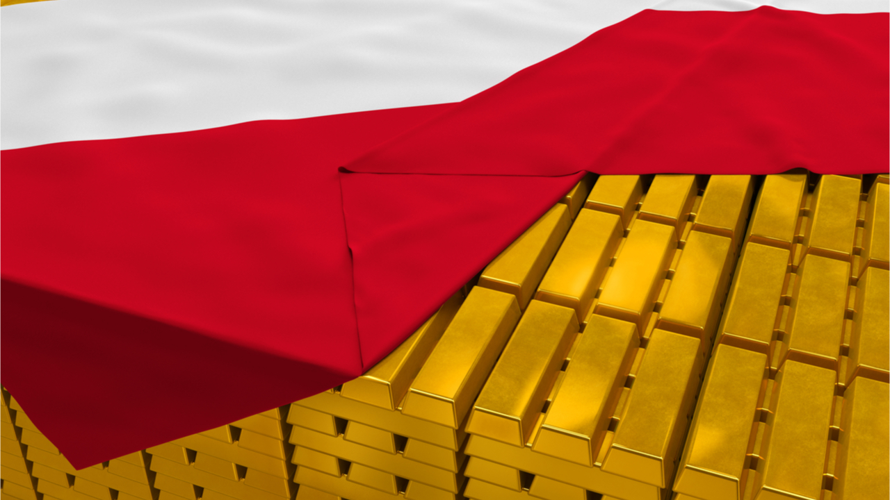 Poland's Central Bank Says It Will Add 100 Tons of Gold to Existing Holdings in 2022